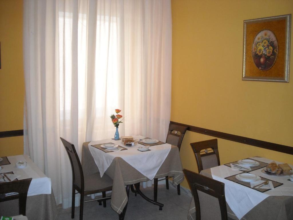 Hotel New Baby Касерта Екстериор снимка